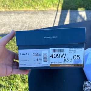 Men’s 8.5 dress shoes